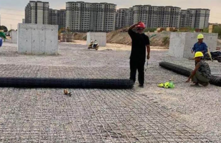 丹徒土工格栅铺设前地基要怎么处理?